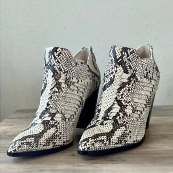 Vince Camuto White and Brown Snake-Print Pointed Ankle Booties - Picture 1 of 5